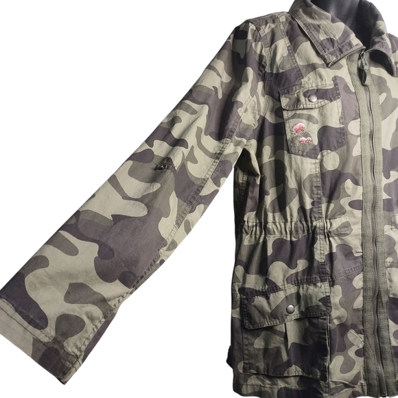 Ashley by 26 International Camo Embroidered Roll-up Tab Hunt Jacket Sz XL NWT - Picture 6 of 15
